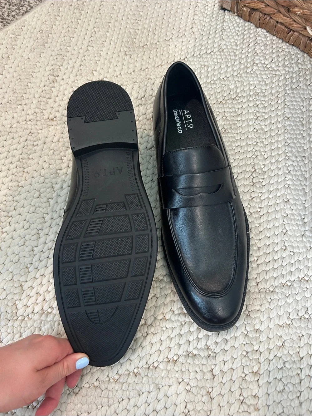 Men's Black Leather Penny Loafers